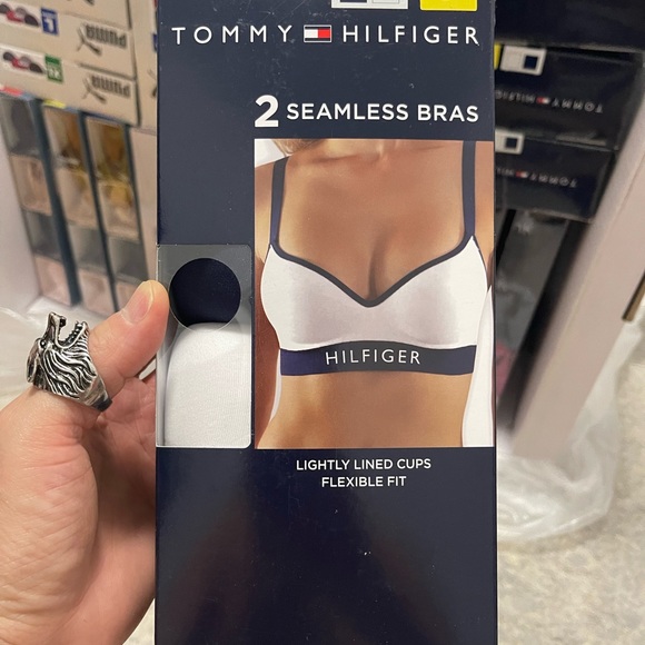 NIB 2-Pack Women’s Size Small Tommy Hilfiger Seamless Bras In White And Navy - Picture 5 of 8